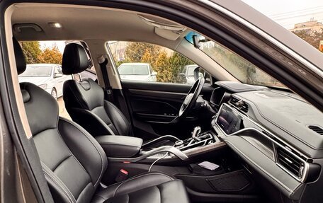 Geely Atlas, 2023 год, 1 600 000 рублей, 26 фотография