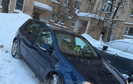 Volkswagen Golf V, 2004 год, 789 000 рублей, 3 фотография