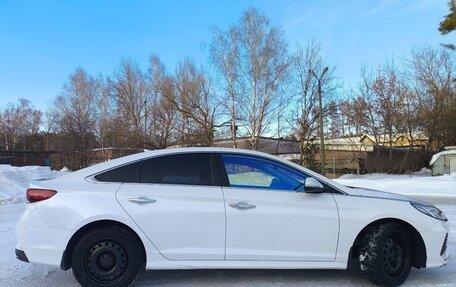 Hyundai Sonata VII, 2017 год, 1 800 000 рублей, 5 фотография