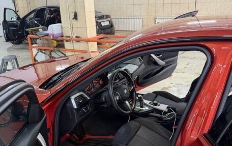 BMW 3 серия, 2017 год, 2 450 000 рублей, 15 фотография