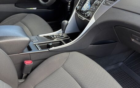 Hyundai Sonata VI, 2012 год, 1 450 000 рублей, 16 фотография