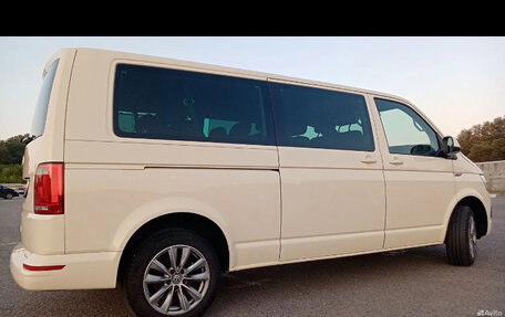 Volkswagen Caravelle T6 рестайлинг, 2019 год, 3 330 000 рублей, 3 фотография