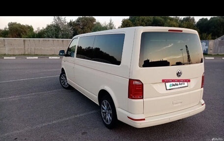 Volkswagen Caravelle T6 рестайлинг, 2019 год, 3 330 000 рублей, 10 фотография