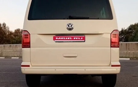 Volkswagen Caravelle T6 рестайлинг, 2019 год, 3 330 000 рублей, 12 фотография