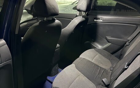 Hyundai Solaris II рестайлинг, 2012 год, 630 000 рублей, 17 фотография