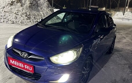 Hyundai Solaris II рестайлинг, 2012 год, 630 000 рублей, 11 фотография