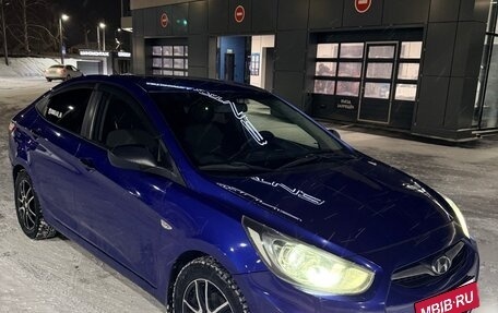 Hyundai Solaris II рестайлинг, 2012 год, 630 000 рублей, 12 фотография