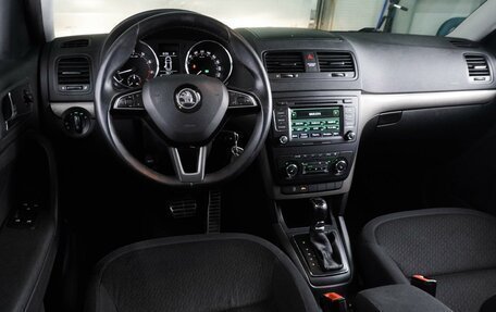 Skoda Yeti I рестайлинг, 2014 год, 1 264 000 рублей, 6 фотография