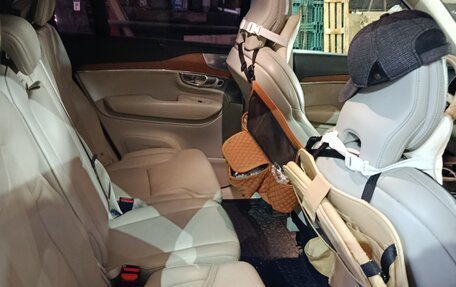 Volvo XC90 II рестайлинг, 2018 год, 3 800 000 рублей, 7 фотография