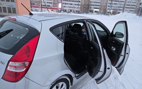 Hyundai i30 I, 2011 год, 820 000 рублей, 13 фотография