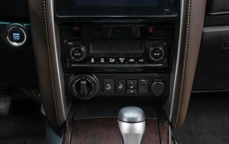 Toyota Fortuner II, 2017 год, 3 298 000 рублей, 16 фотография