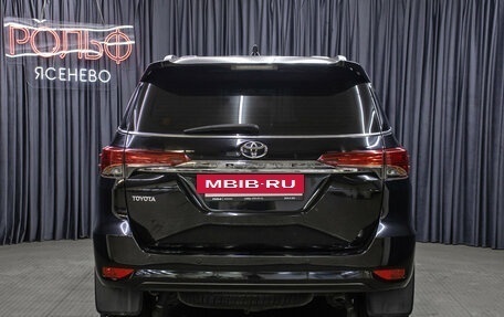 Toyota Fortuner II, 2017 год, 3 298 000 рублей, 6 фотография