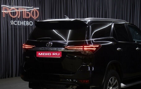 Toyota Fortuner II, 2017 год, 3 298 000 рублей, 24 фотография