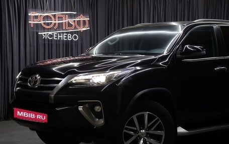 Toyota Fortuner II, 2017 год, 3 298 000 рублей, 23 фотография