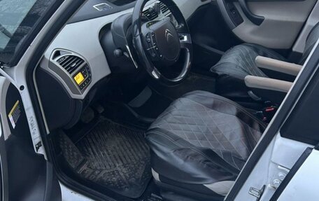 Citroen C4 Picasso II рестайлинг, 2010 год, 330 000 рублей, 5 фотография