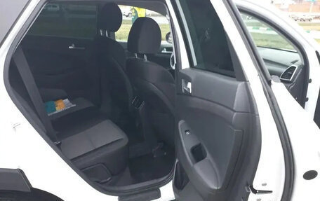 Hyundai Tucson III, 2020 год, 2 700 000 рублей, 2 фотография