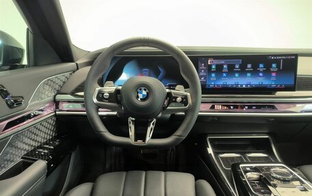BMW 7 серия, 2025 год, 22 200 000 рублей, 14 фотография