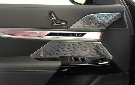 BMW 7 серия, 2025 год, 22 200 000 рублей, 19 фотография