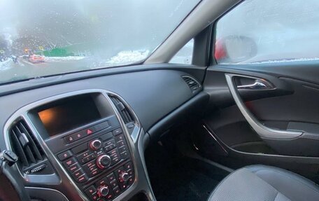 Opel Astra J, 2011 год, 650 000 рублей, 3 фотография