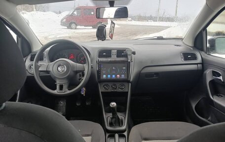 Volkswagen Polo VI (EU Market), 2011 год, 700 000 рублей, 9 фотография