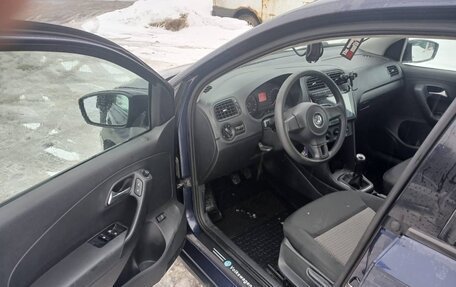 Volkswagen Polo VI (EU Market), 2011 год, 700 000 рублей, 6 фотография