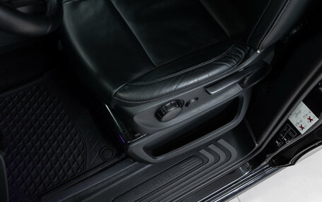Mercedes-Benz V-Класс, 2018 год, 5 990 000 рублей, 12 фотография