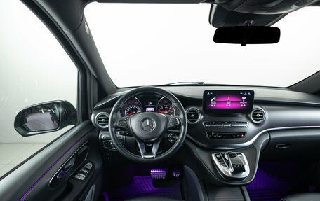 Mercedes-Benz V-Класс, 2018 год, 5 990 000 рублей, 13 фотография