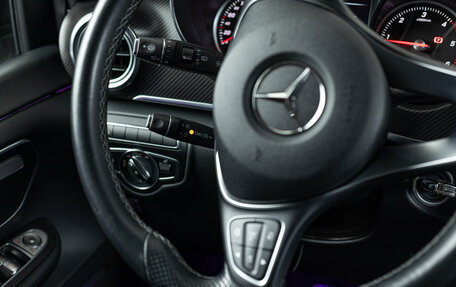 Mercedes-Benz V-Класс, 2018 год, 5 990 000 рублей, 15 фотография