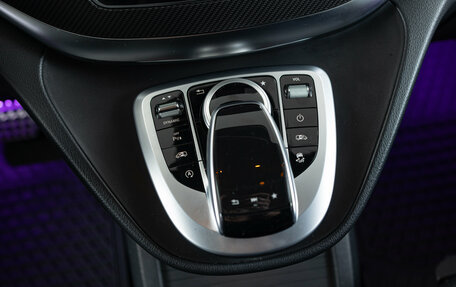 Mercedes-Benz V-Класс, 2018 год, 5 990 000 рублей, 20 фотография