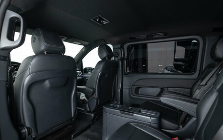 Mercedes-Benz V-Класс, 2018 год, 5 990 000 рублей, 24 фотография