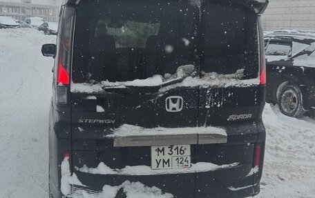 Honda Stepwgn IV, 2021 год, 2 100 000 рублей, 3 фотография