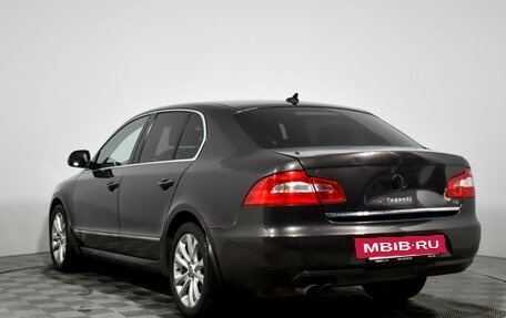 Skoda Superb III рестайлинг, 2011 год, 649 000 рублей, 7 фотография