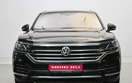 Volkswagen Touareg III, 2020 год, 4 900 000 рублей, 2 фотография