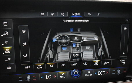 Volkswagen Touareg III, 2020 год, 4 900 000 рублей, 8 фотография