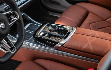 BMW 7 серия, 2025 год, 24 474 000 рублей, 36 фотография