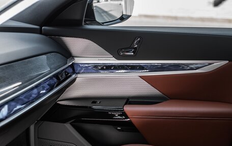BMW 7 серия, 2025 год, 24 474 000 рублей, 29 фотография