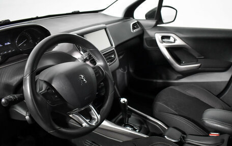 Peugeot 2008 II, 2014 год, 800 000 рублей, 9 фотография