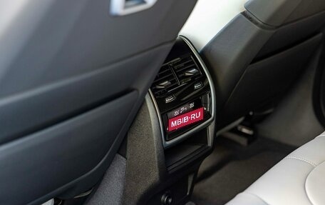 BMW X6 M, 2025 год, 27 092 900 рублей, 24 фотография