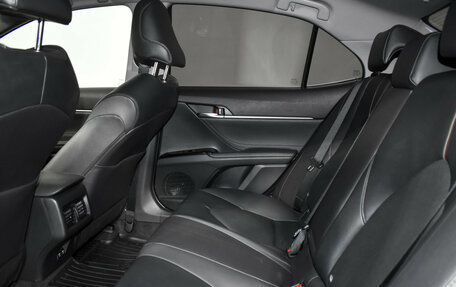 Toyota Camry, 2020 год, 3 190 000 рублей, 13 фотография