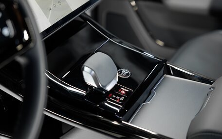 Land Rover Range Rover Sport, 2025 год, 20 951 900 рублей, 25 фотография