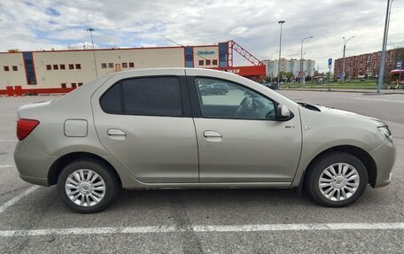 Renault Logan II, 2017 год, 950 000 рублей, 4 фотография