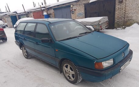 Volkswagen Passat B3, 1992 год, 100 000 рублей, 2 фотография