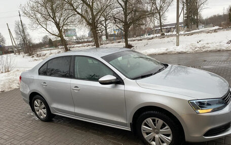 Volkswagen Jetta VI, 2012 год, 1 180 000 рублей, 2 фотография