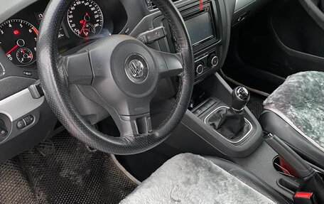 Volkswagen Jetta VI, 2012 год, 1 180 000 рублей, 6 фотография