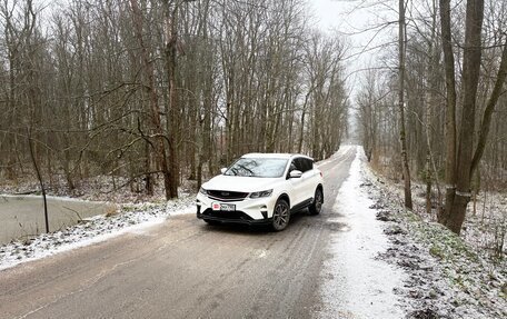 Geely Coolray I, 2022 год, 1 750 000 рублей, 3 фотография