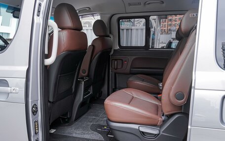 Hyundai Grand Starex Grand Starex I рестайлинг 2, 2020 год, 4 240 000 рублей, 13 фотография