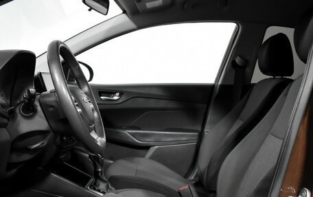 Hyundai Solaris II рестайлинг, 2021 год, 1 395 900 рублей, 10 фотография