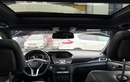 Mercedes-Benz E-Класс, 2015 год, 2 450 000 рублей, 13 фотография