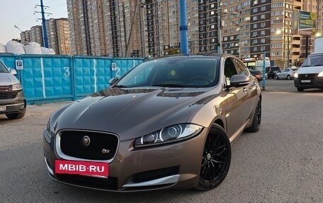 Jaguar XF I рестайлинг, 2015 год, 1 600 000 рублей, 12 фотография
