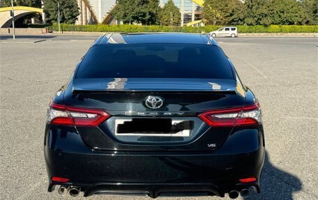 Toyota Camry, 2022 год, 3 600 000 рублей, 5 фотография